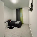 Casa Elena Апартаменты *